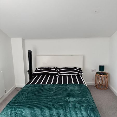 Uttsav Green - Affordable London Zone 3 - Accessible Public Transport Apartment Exterior photo